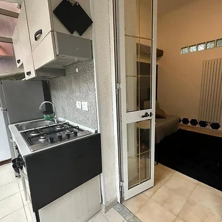 Apartment 5 Terre - Stazione Centrale Mare *